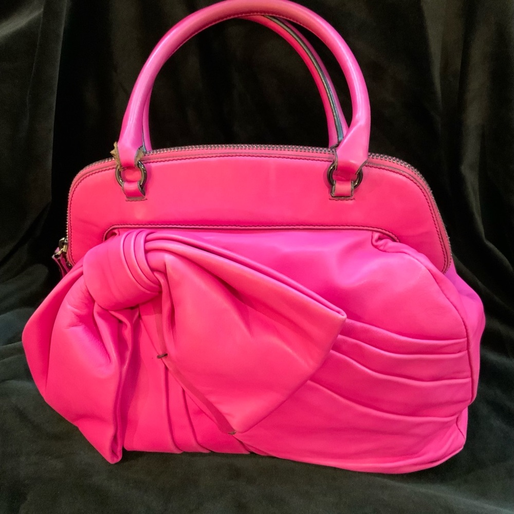 VALENTINO HANDBAG - Soft pink leather, black silk interior, USED.